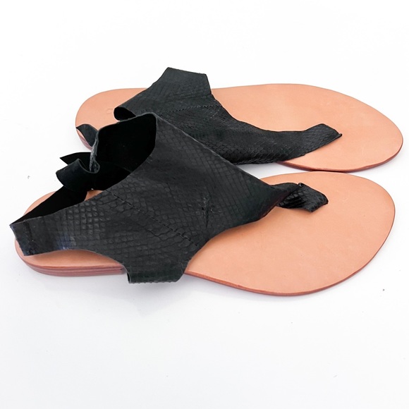 Cocobelle tie back python snakeskin thong sandals Black - Picture 2 of 6